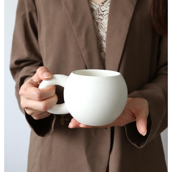Bauchige Tasse rund »Marshmallow« – DMAYN